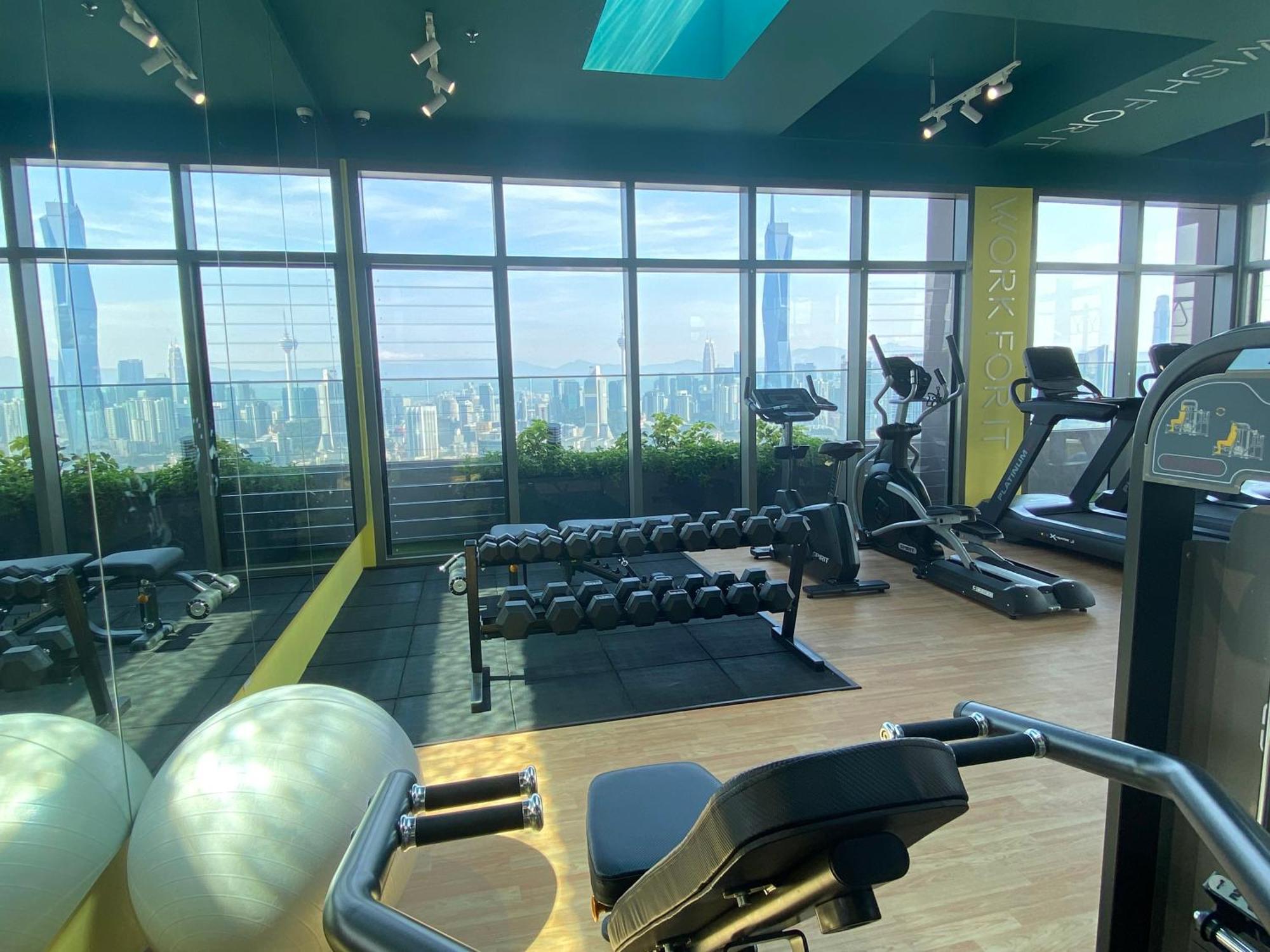 Upper Hotel Suites Kl Sentral 吉隆坡 外观 照片